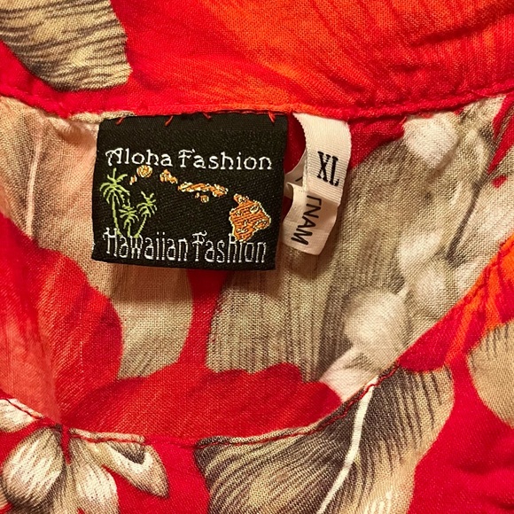 ALOHA FASHION Women’s Sleeveless Hawaiian Top. Sz XL. - Picture 3 of 3
